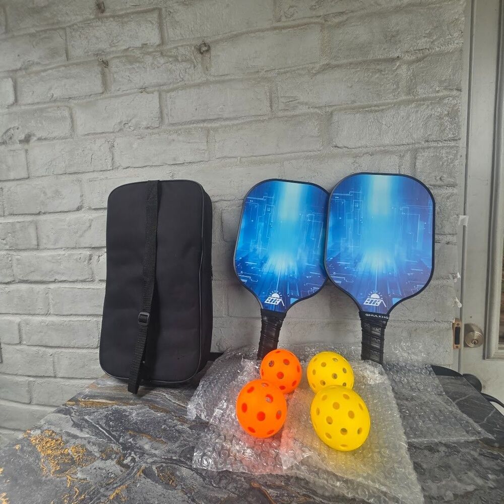 Pakingo Set of 2 Pickleball Paddles 2 Balls Carry Case USAPA Fiberglass - Picture 3 of 5